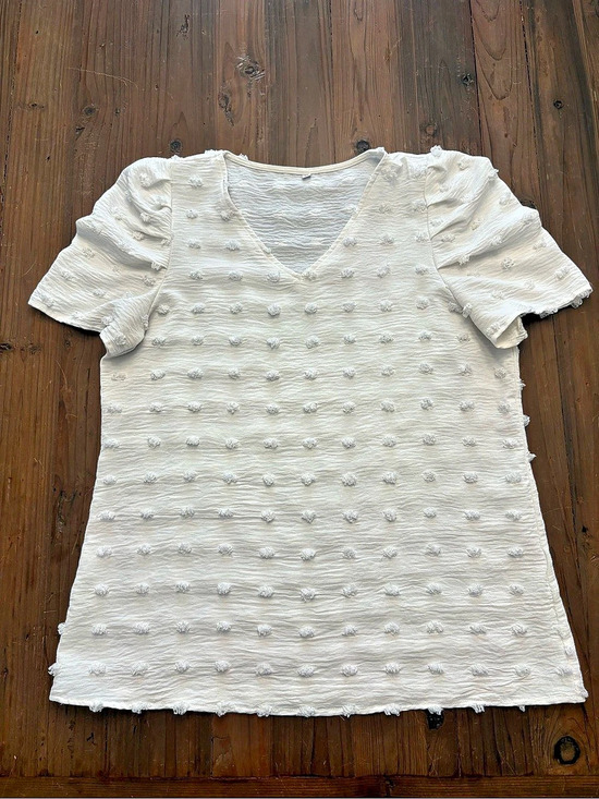 Tops - White Swiss Dot V-Neck Puff Short Sleeve Textured Top Size M EUC